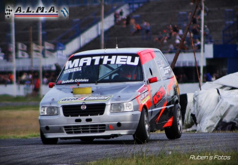 BUEN DEBUT DE IAN VIDELE QUE REDOBLA LA APUESTA