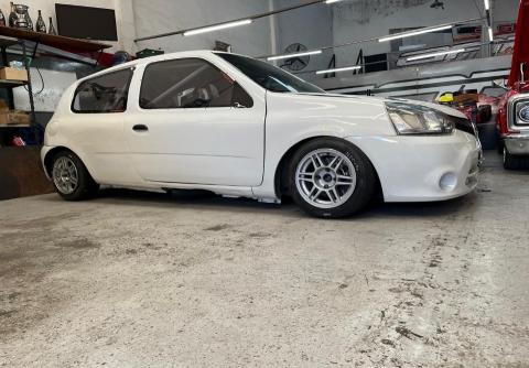 MAXI GARABELLO, DE REGRESO EN LA CLASE TRES CON MARTÍN LESTON COMO INVITADO.