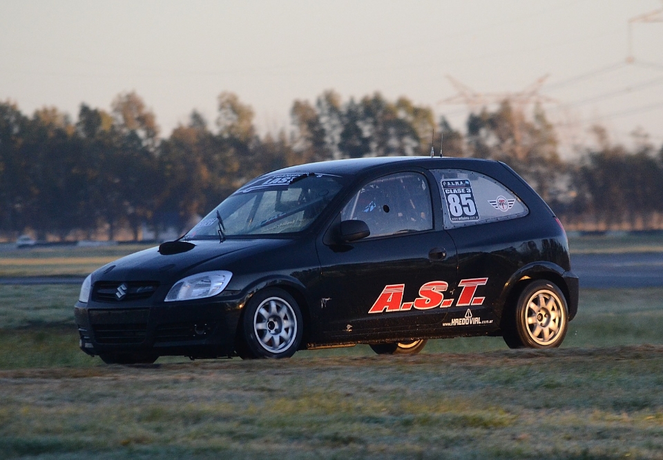 FERNANDO LASTAU CONFIRMA REGRESO EN LA CLASE TRES