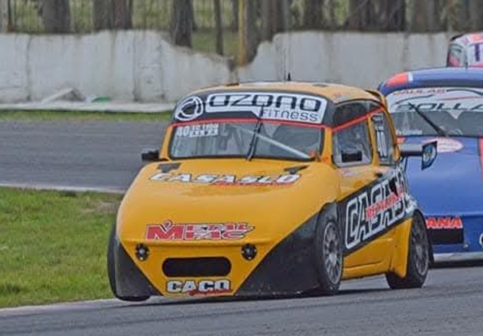 LOS HERMANOS CASASCO VUELVEN EN LA TC 1100