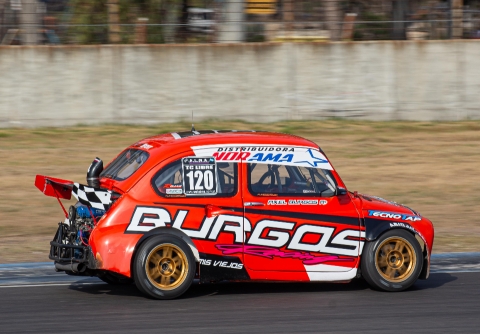 AXEL  BURGOS SE JUEGA TODO A GANADOR